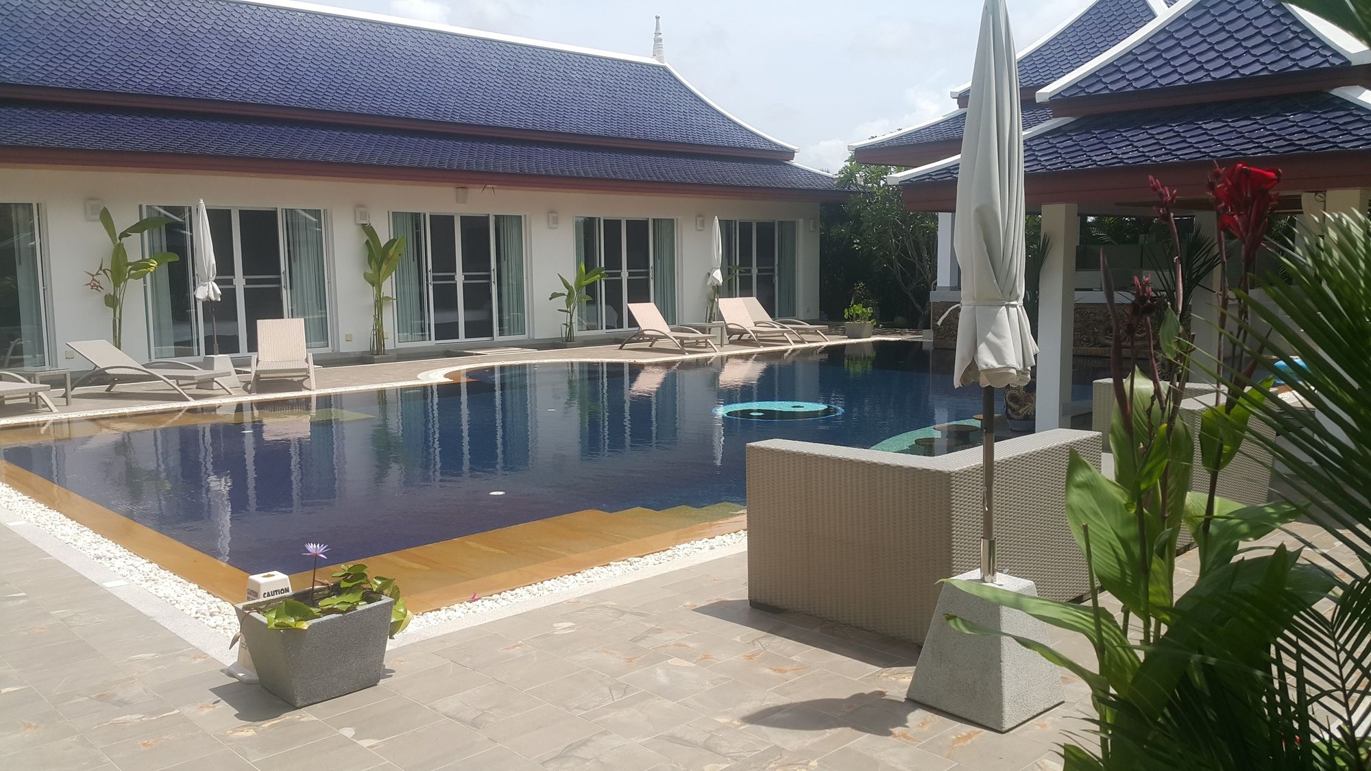 Фото Blue Dream Villa