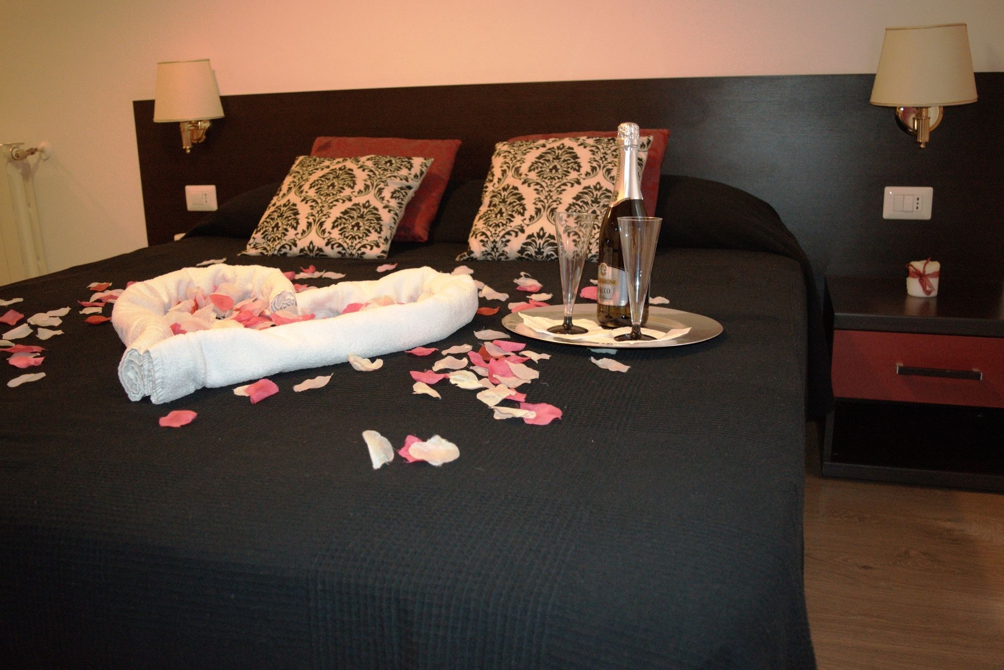 Фото Julius Caesar Home