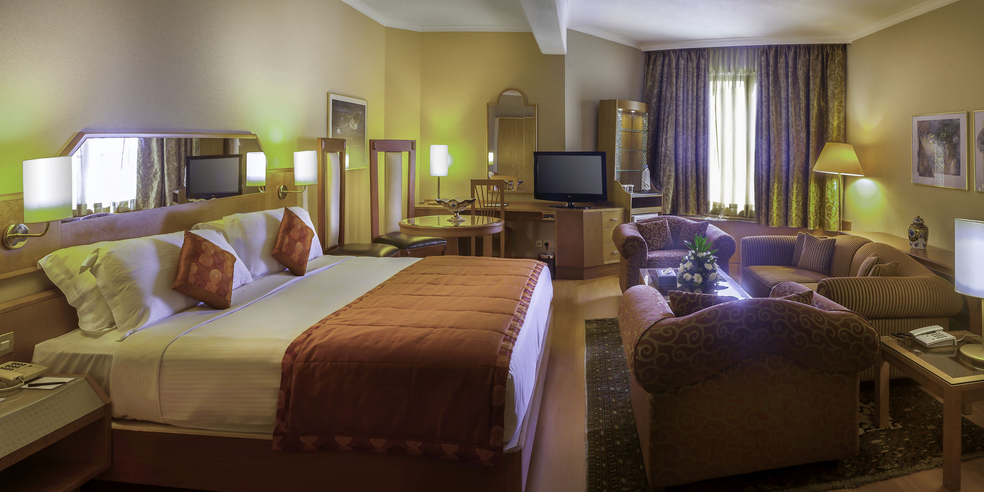 Фото Jeddah Grand Hotel