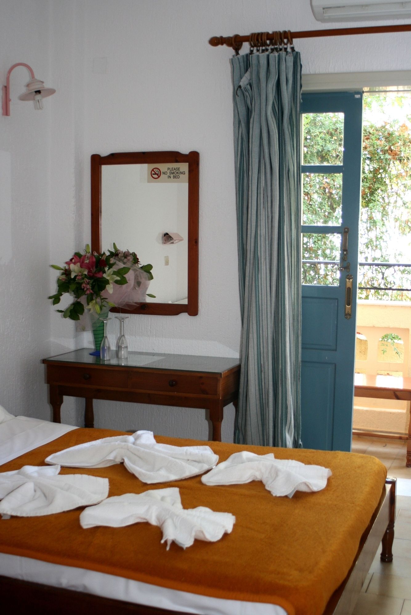 Фото Orion Apartments