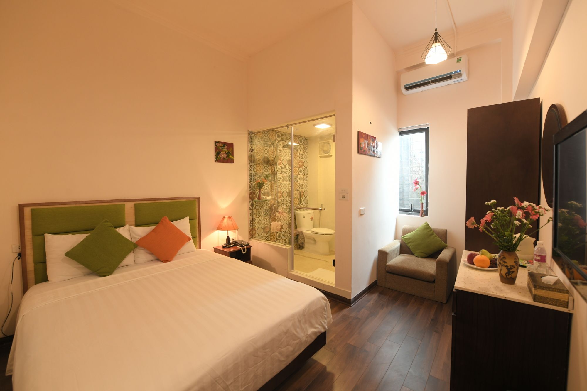 Фото Old Quarter Family Hotel