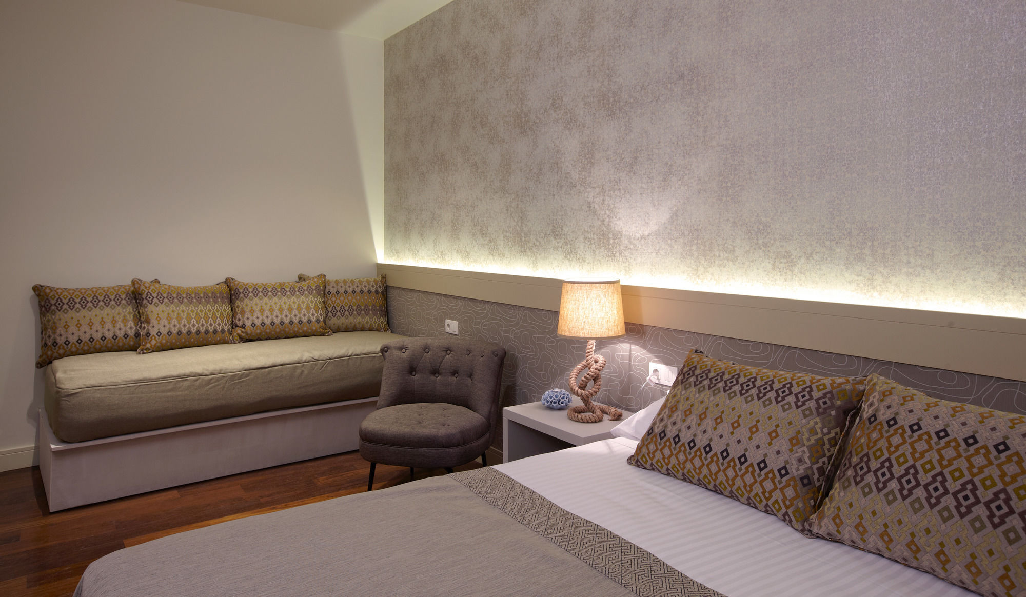 Фото Duquesa Suites