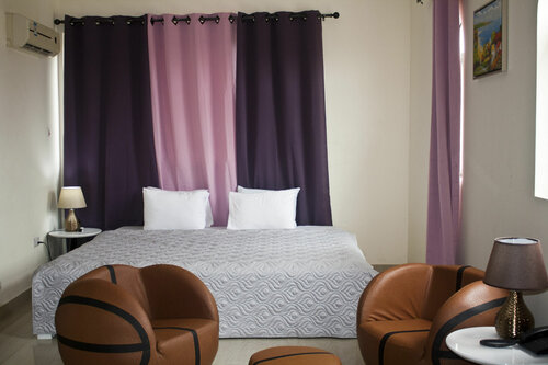 Хостел At Home Boutique Hostel and Suite