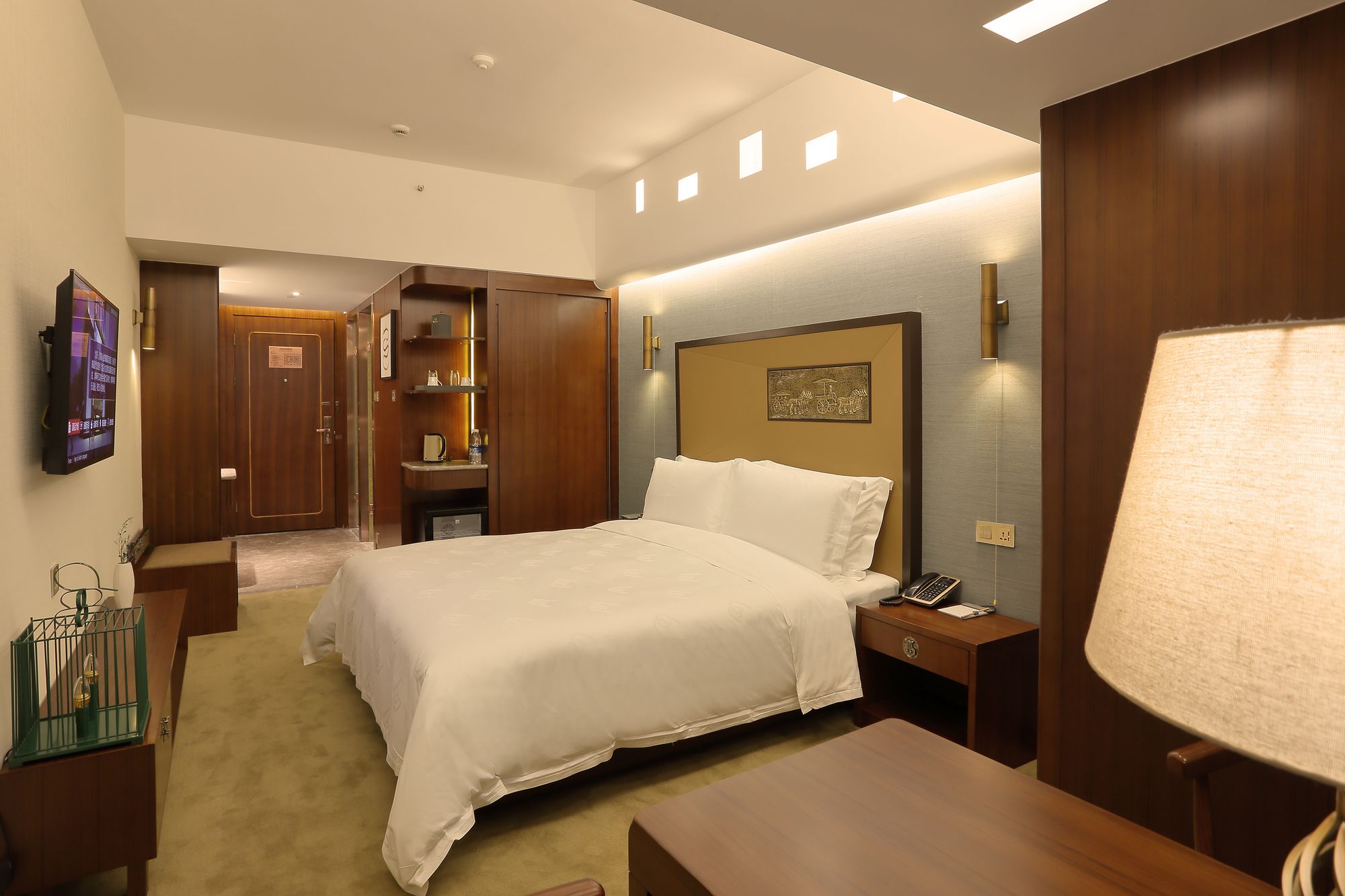 Фото Lujia International Hotel