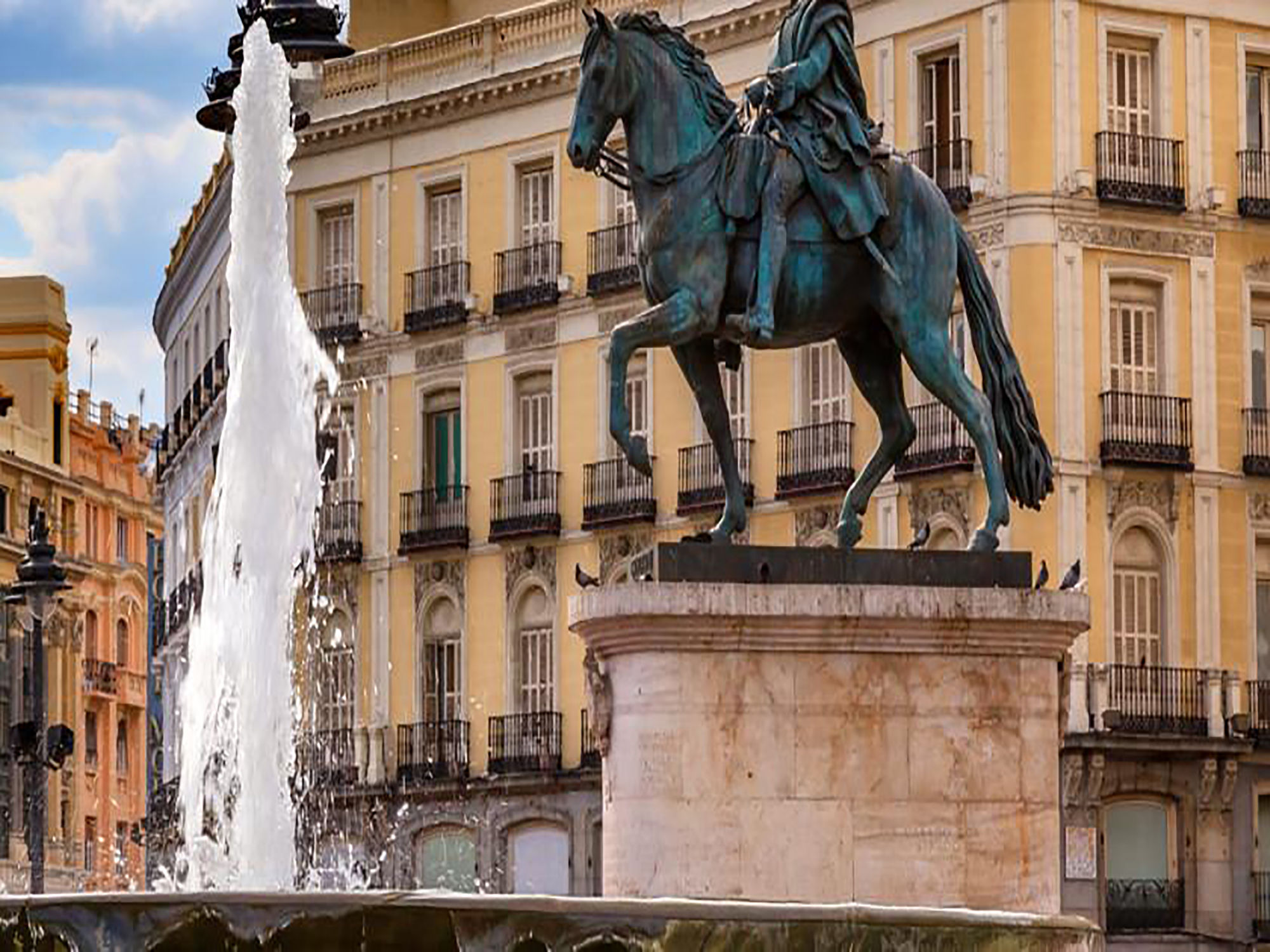 Фото Hostal Arriaza