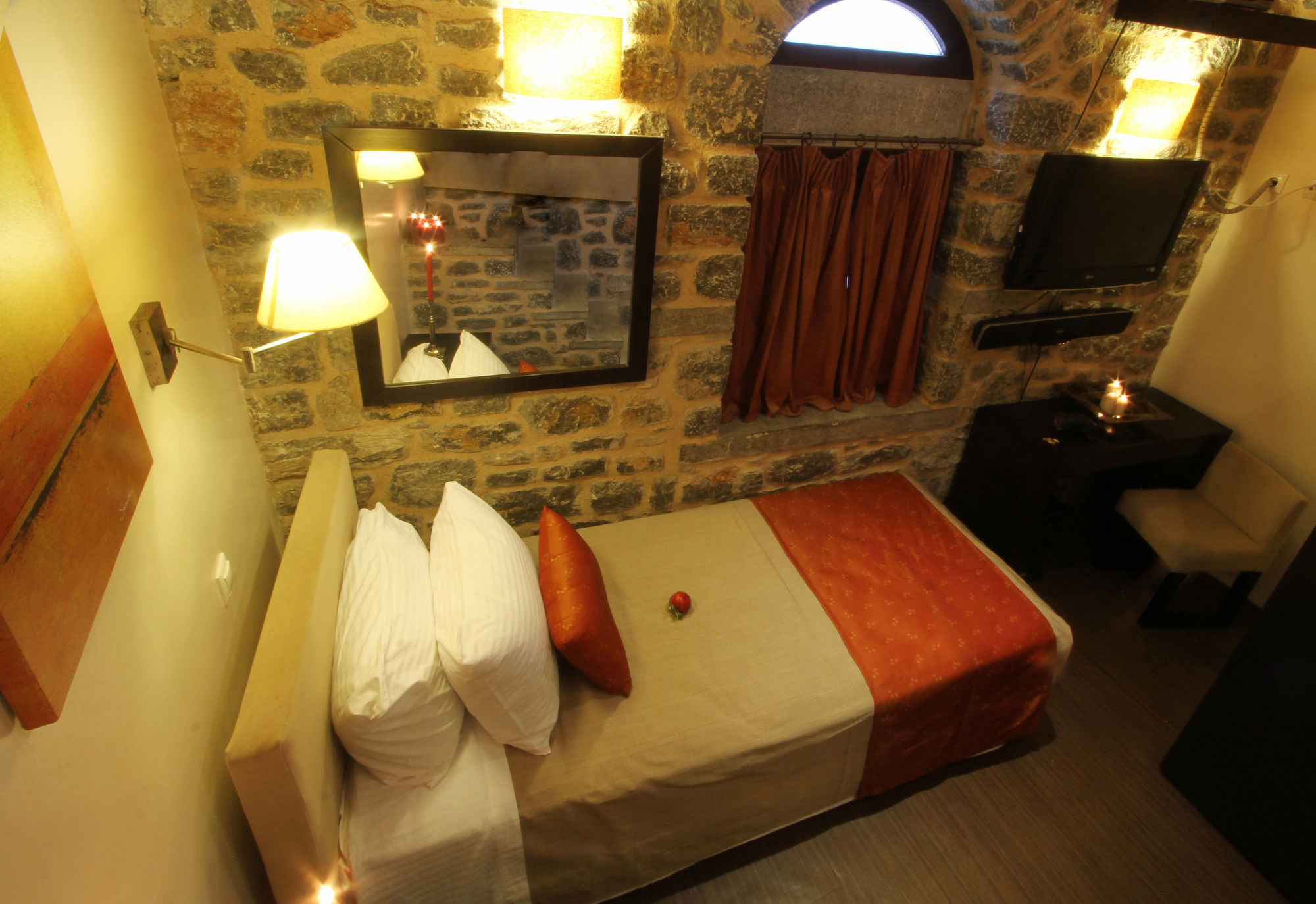 Фото Medieval Castle