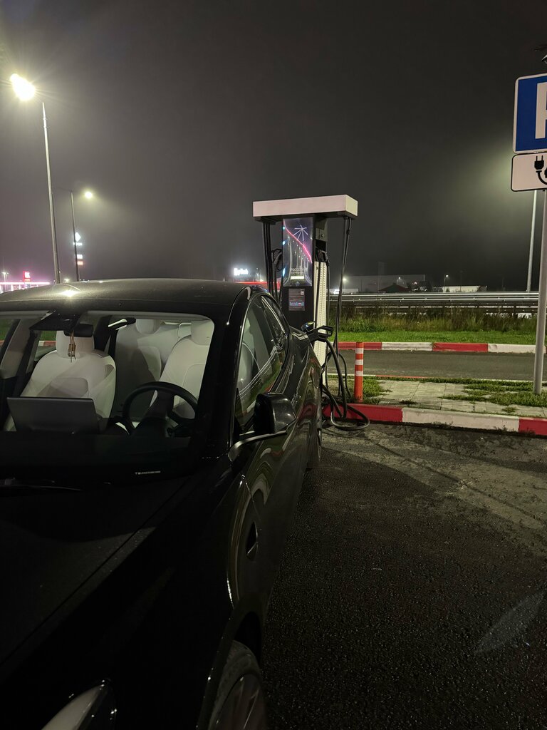 Electric car charging station Россети-электротранспорт, Novgorod Oblast, photo
