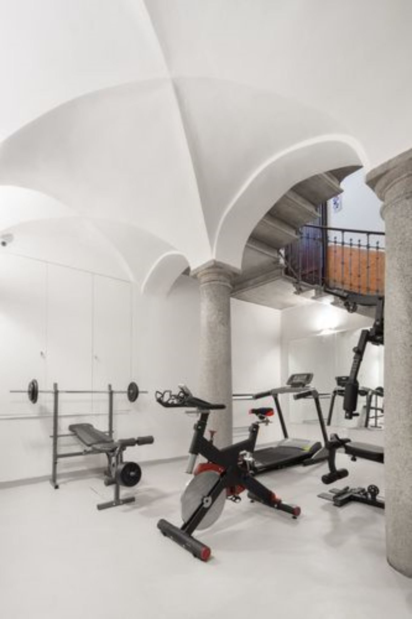 Фото Babila Hostel and Bistrot