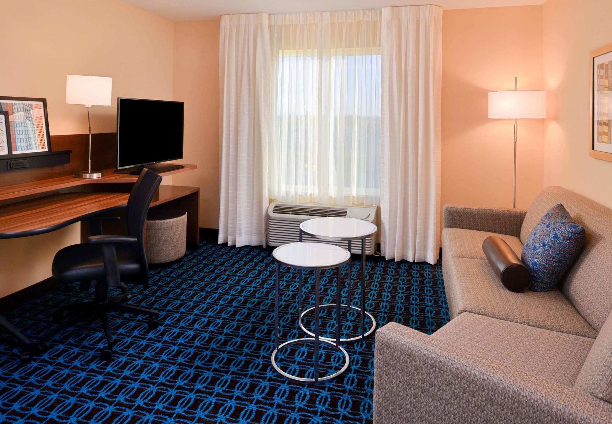 Фото Fairfield Inn & Suites by Marriott Martinsburg