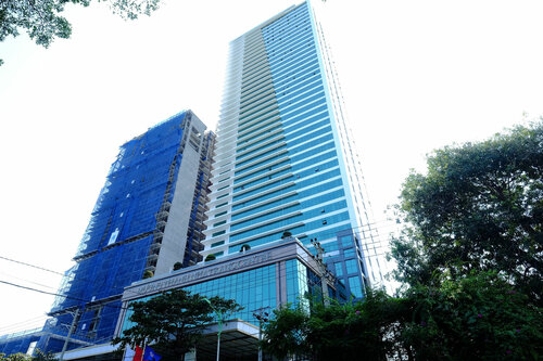 Апартаменты Sunrise Ocean View Apartment в Нячанге