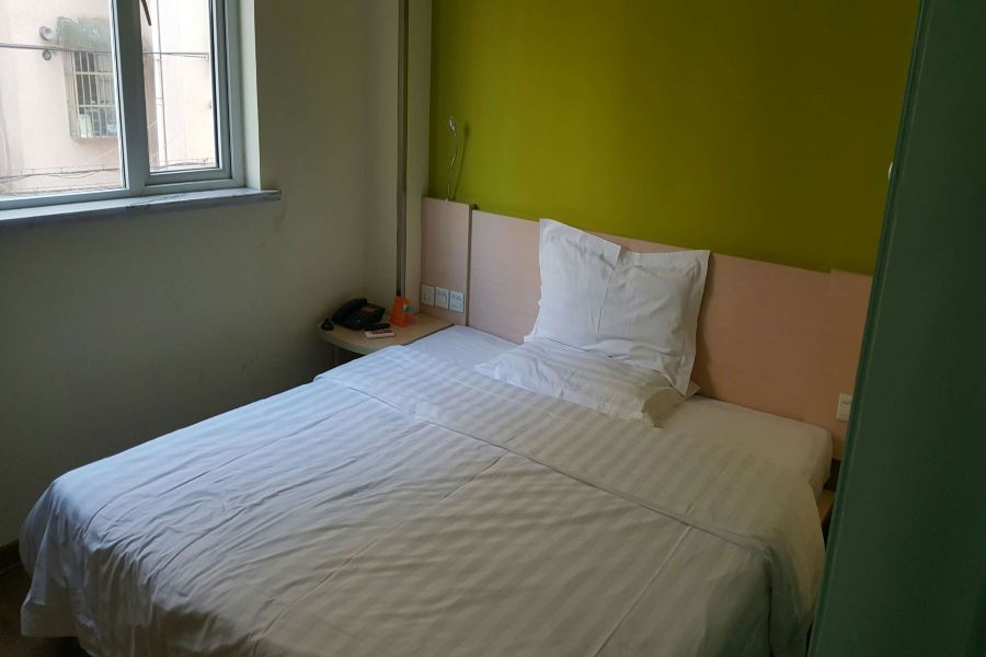 Фото 7Days Inn Shanghai LuJiaZui ShiMao Riviera GaRoaden