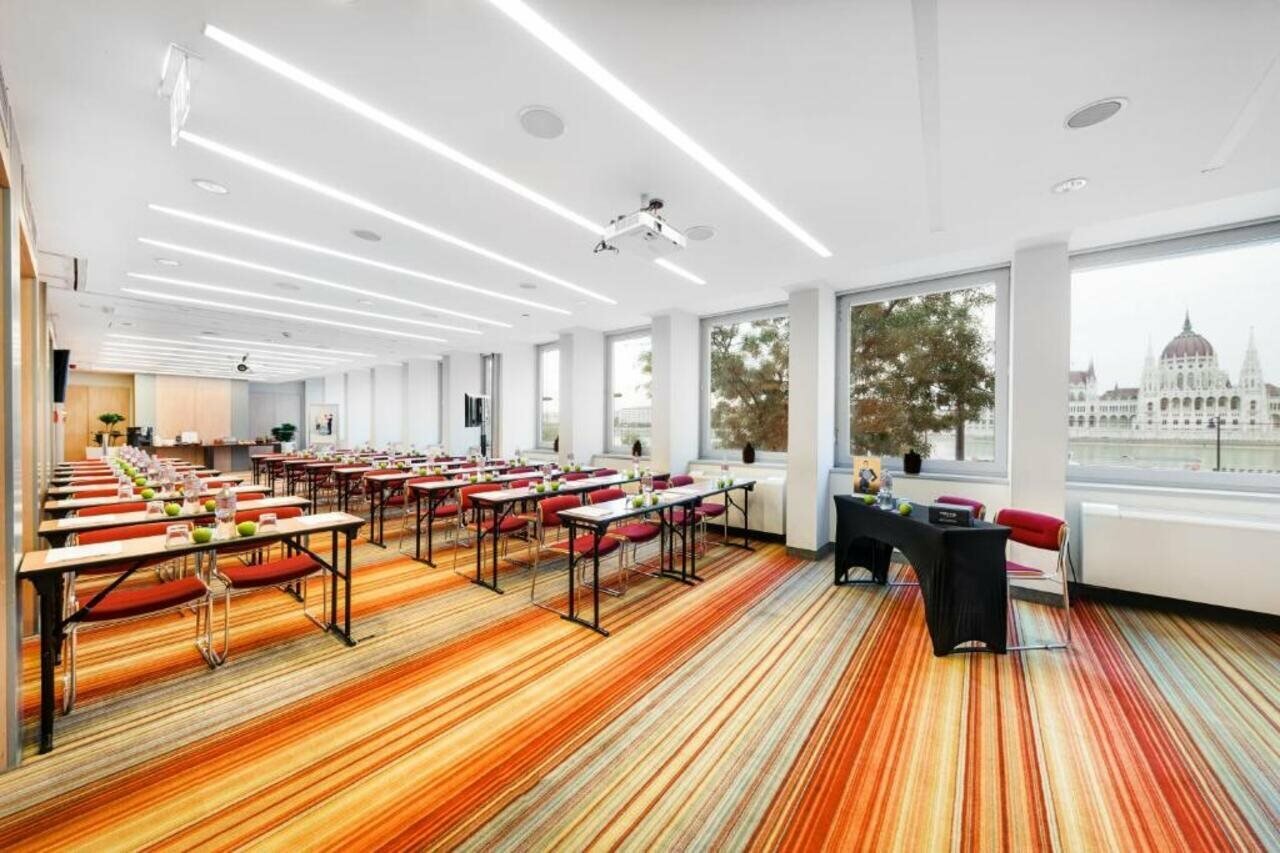 Фото Novotel Budapest Danube