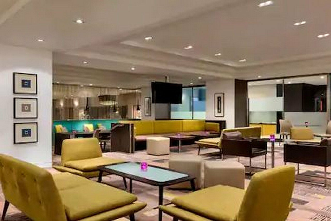 Фото Hilton London Kensington