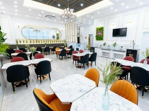 Гостиница Ashton Hotel