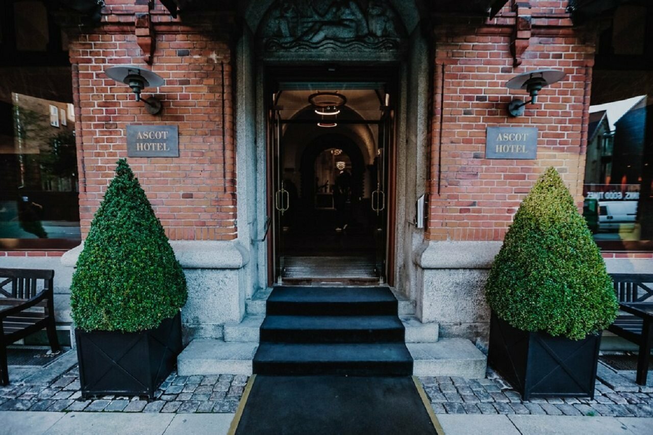 Фото Ascot Hotel