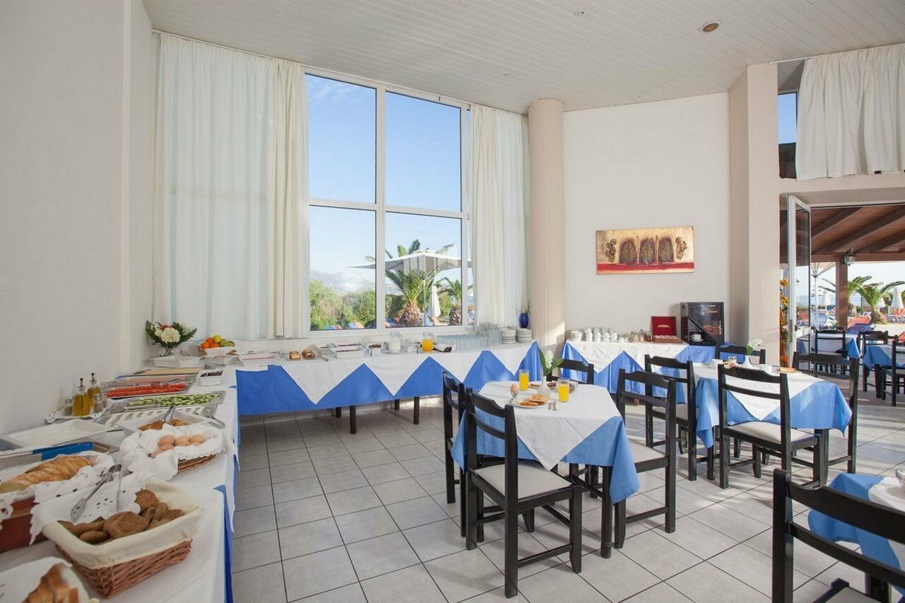 Фото Akti Corali