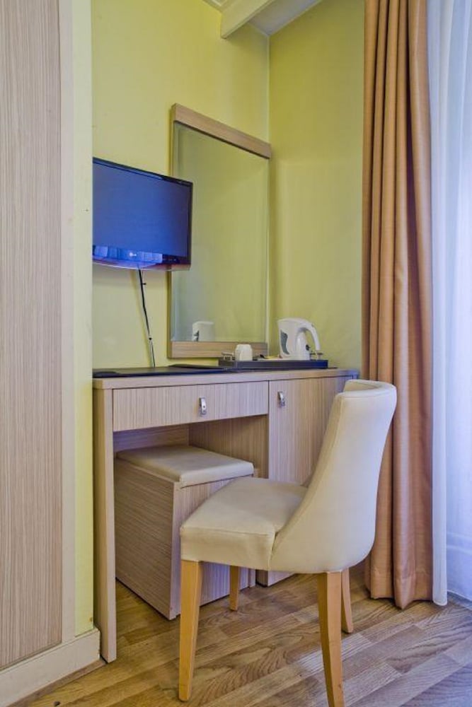 Фото Hôtel Lebron