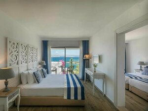 Гостиница Blue Dreams Resort