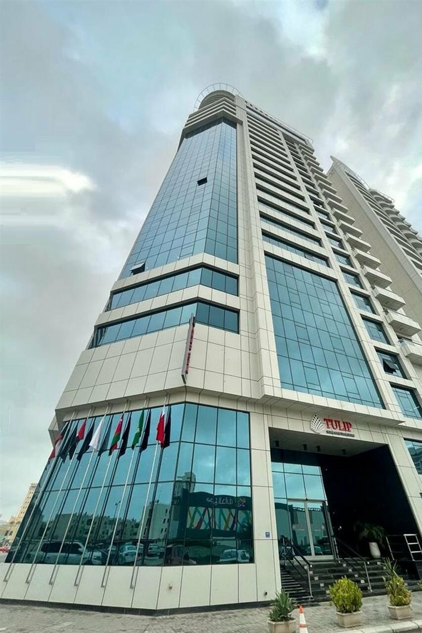 Фото Tulip Hotel And Suites