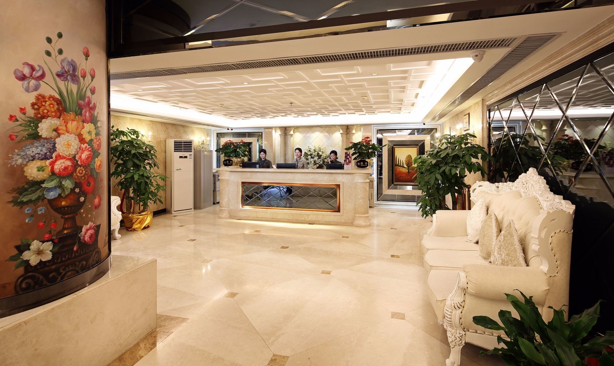 Фото South North International Apartment Kam Rueng Plaz