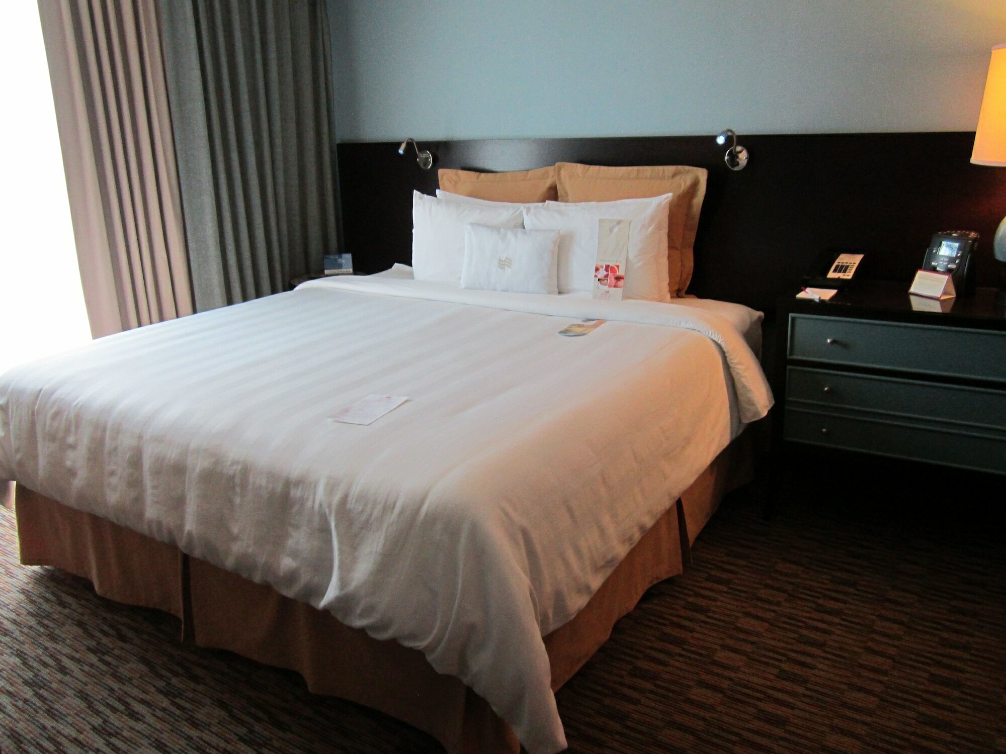 Фото Crowne Plaza Lombard Downers Grove, an Ihg Hotel