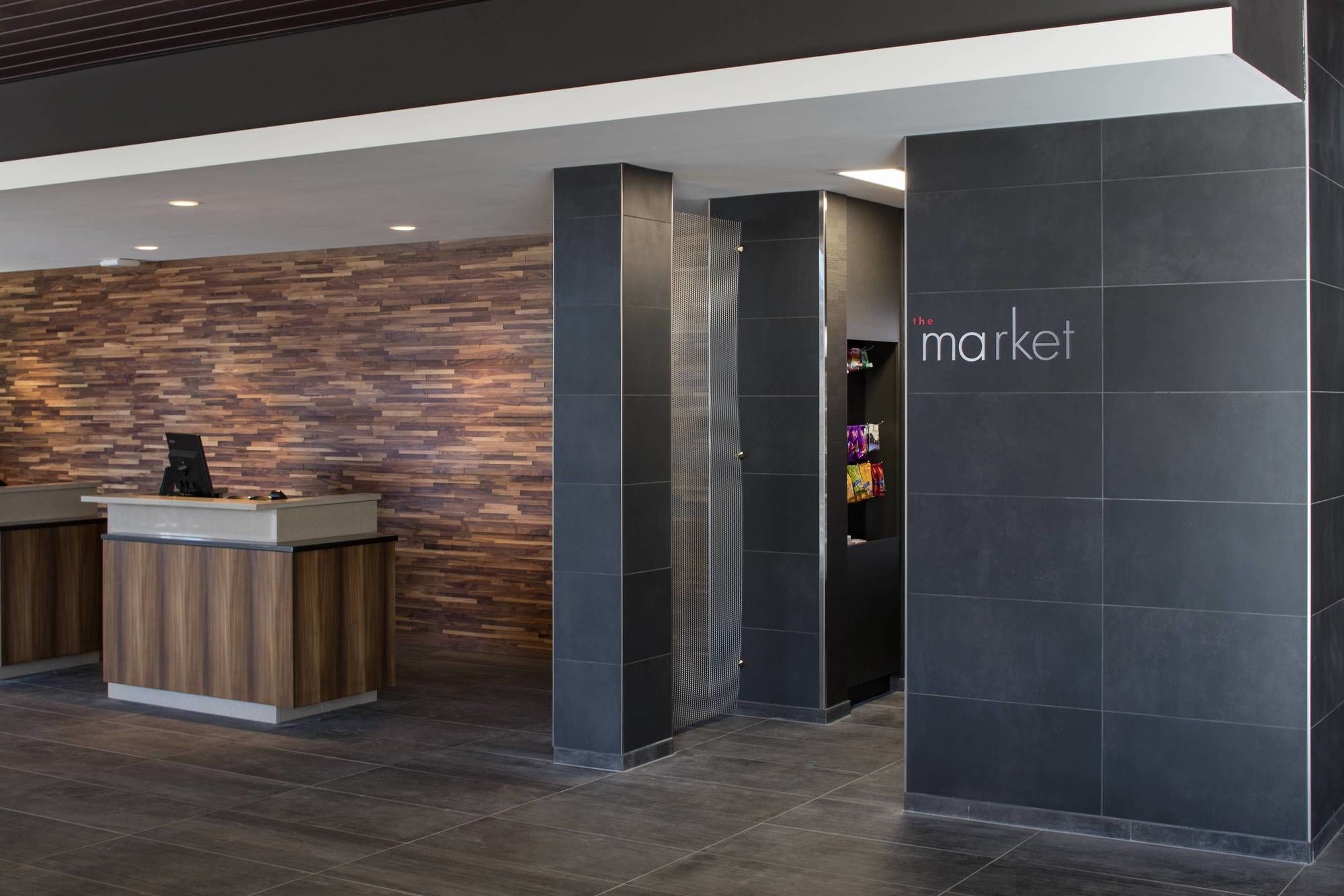 Фото Courtyard by Marriott Prince George