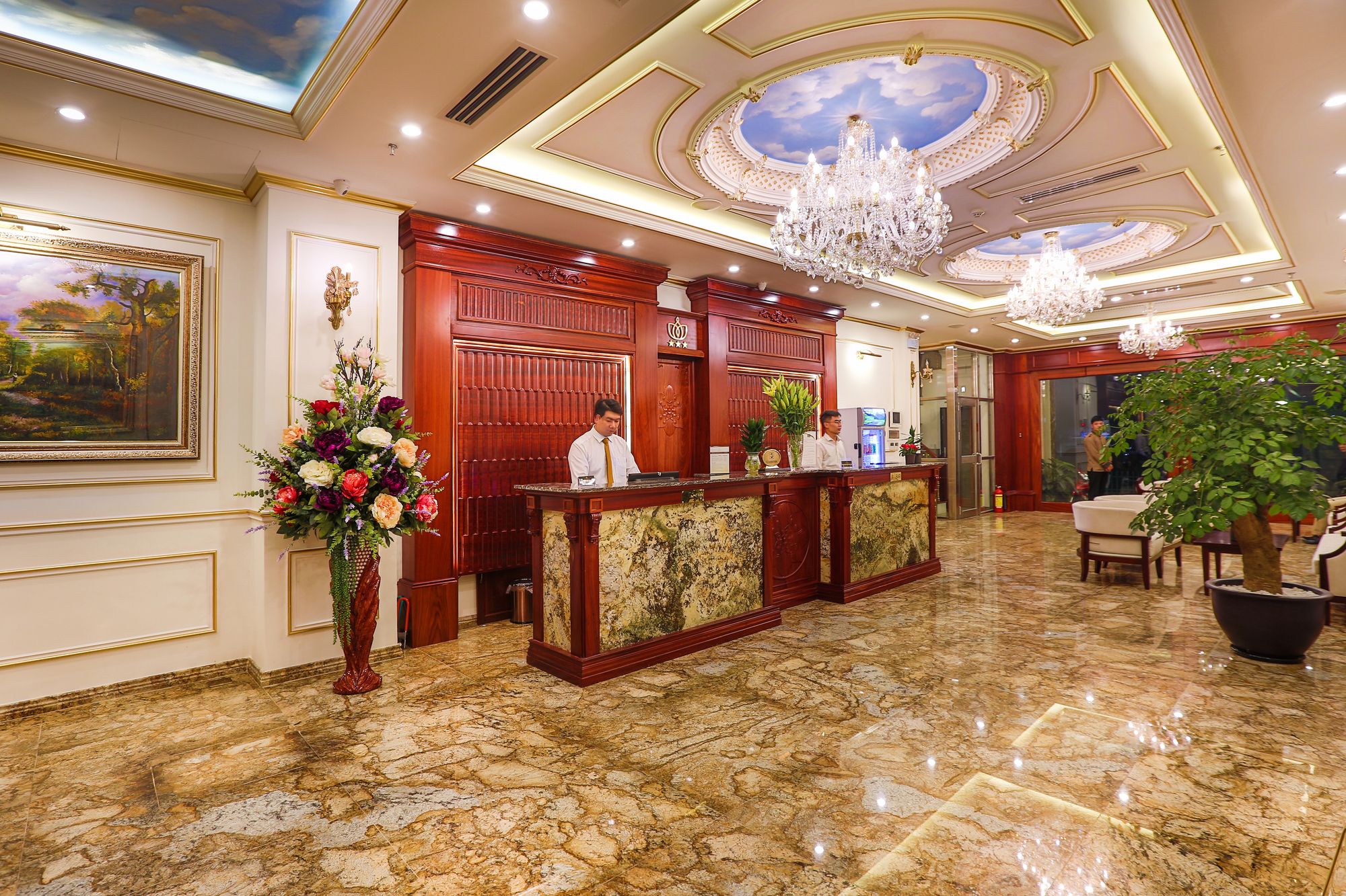 Фото отеля 2