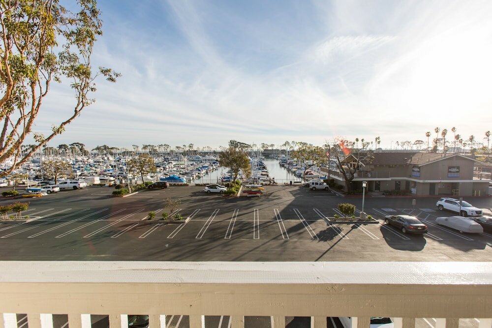Фото Dana Point Marina Inn