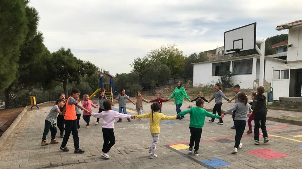 Primary school Cakmakli Primary School, Aliaga, photo