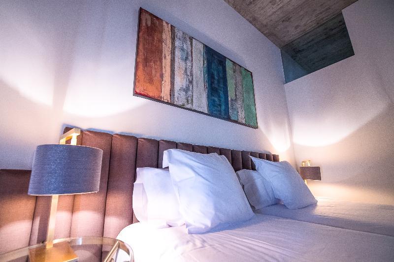 Фото Borralha Hotel