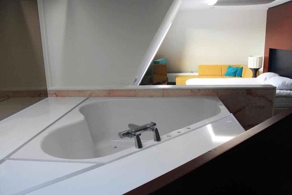 Фото Fletcher Stadshotel Den Haag