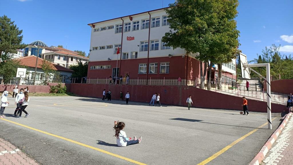 Primary school Ayse Kuflu Ilkogretim Okulu, Sogut, photo