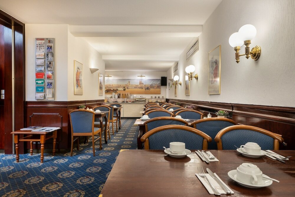 Фото Hotel Leonet
