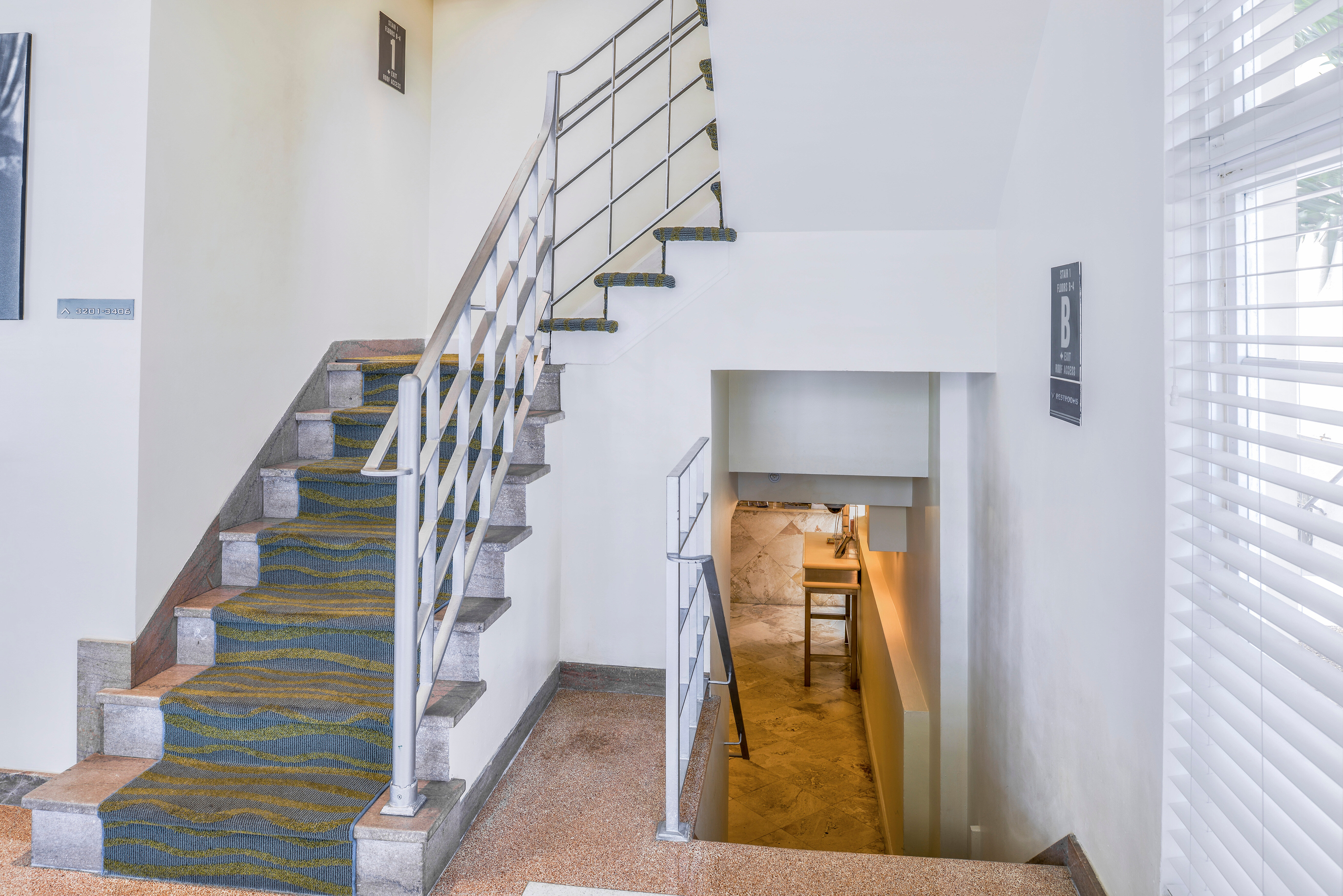 Фото Hilton Vacation Club Crescent on South Beach Miami