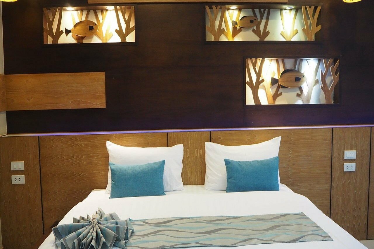 Фото Chaokoh Phi Phi Hotel & Resort