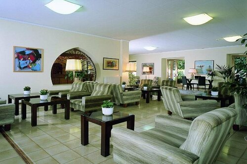 Внешний вид отеля Hotel Terminus в Гарде, фото 3