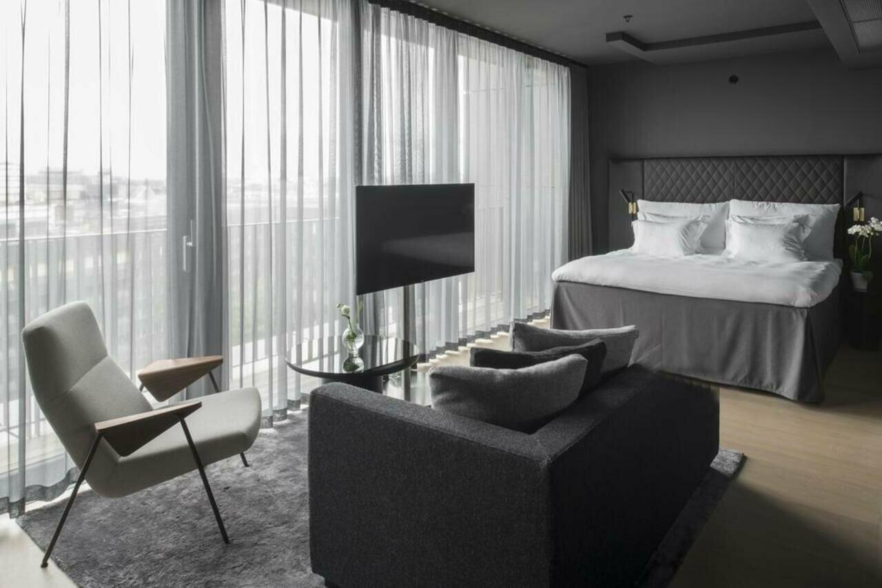 Фото Hotel At Six