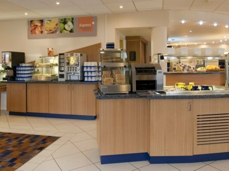 Фото Holiday Inn Express Manchester East, an Ihg Hotel