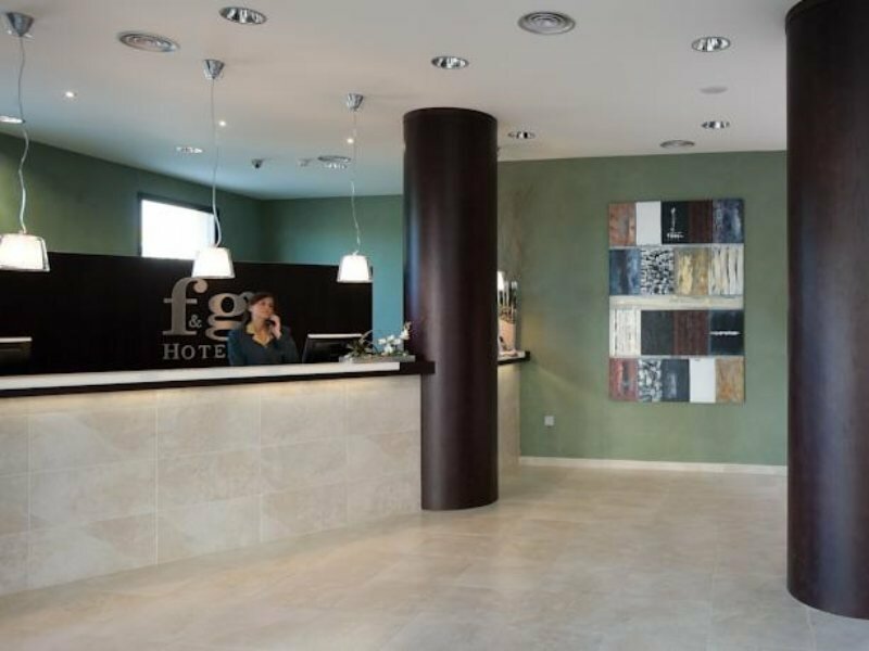 Фото F&g Logroño Hotel