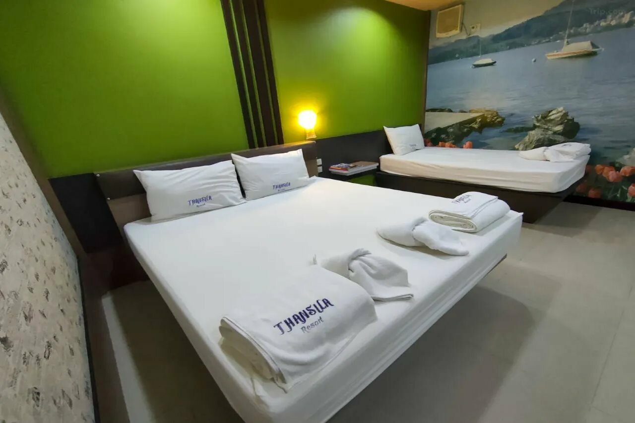 Фото отеля 2