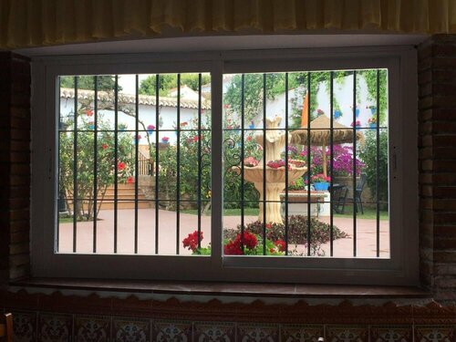 Гостиница Hotel Carmen Teresa в Торремолиносе