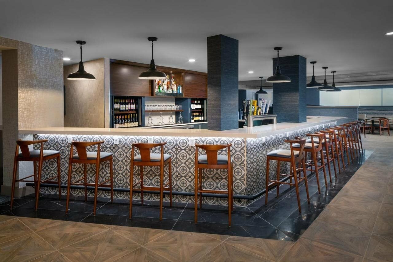 Фото DoubleTree by Hilton Ann Arbor North