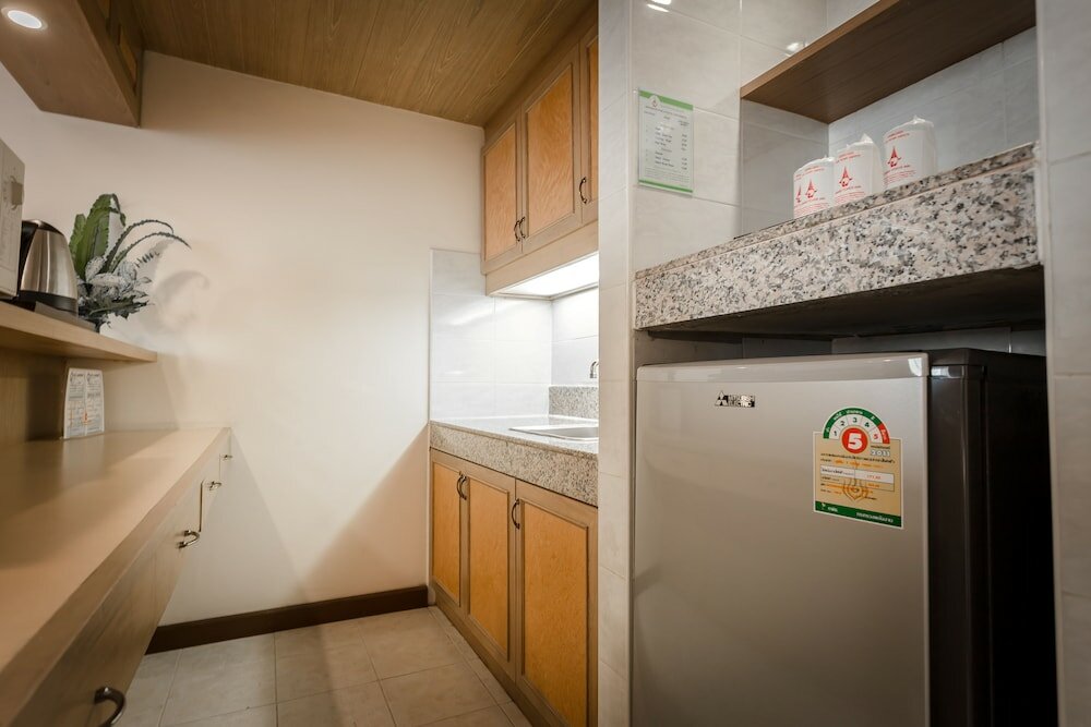 Фото Grand Tower Inn Rama VI Hotel