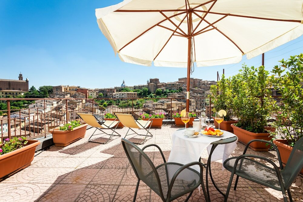 Фото отеля 4