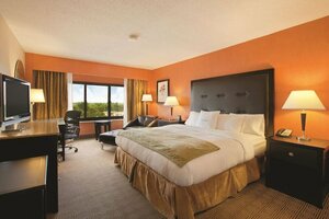 Гостиница DoubleTree by Hilton Springfield