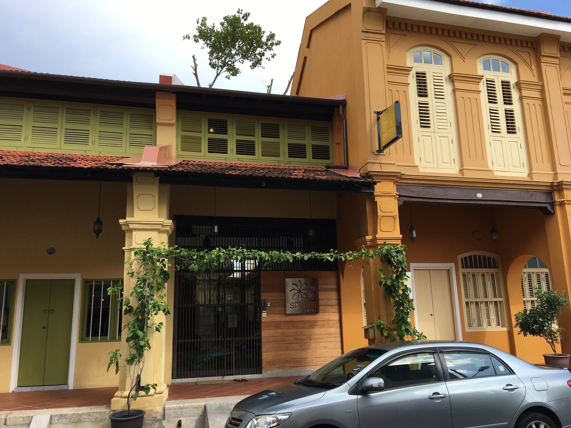 Фото Spices Hotel