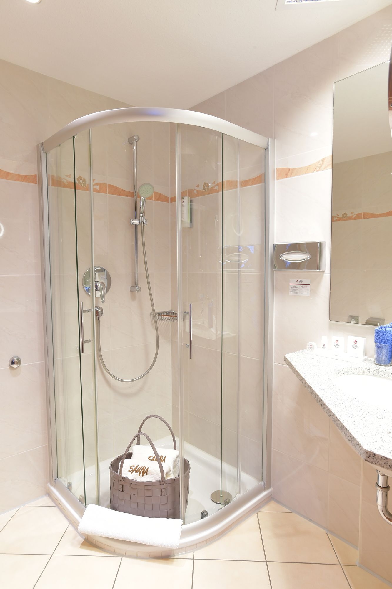 Фото Best Western Plus Hotel Alpenhof