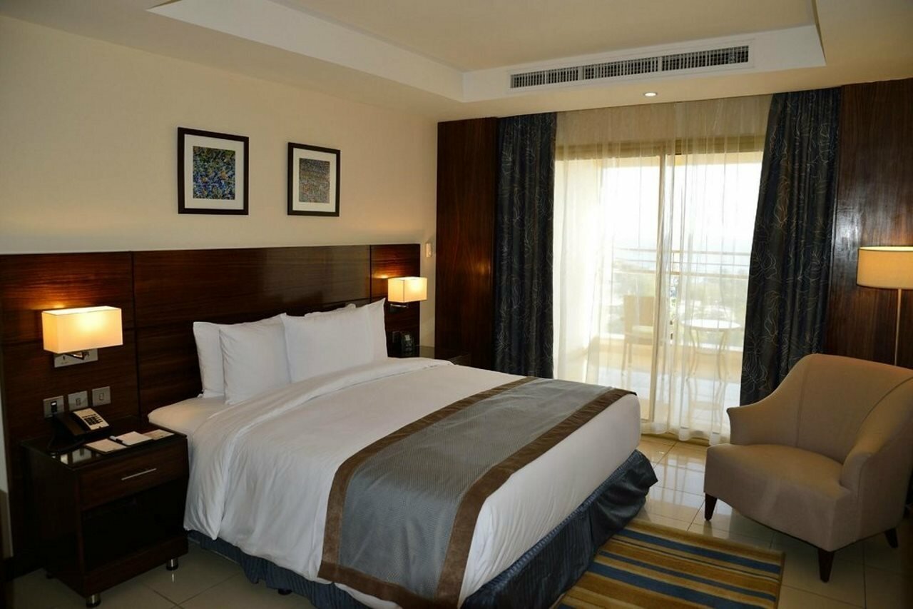 Фото DoubleTree by Hilton Aqaba