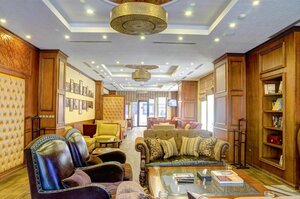 Гостиница Ramada by Wyndham Bishkek Centre