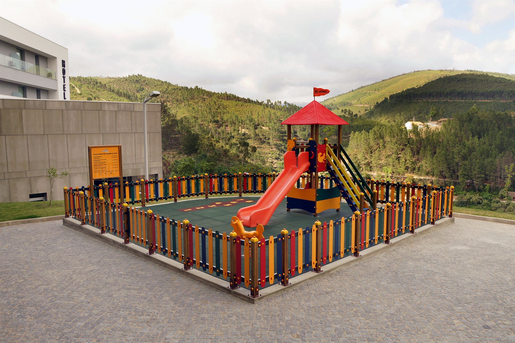 Фото отеля 3